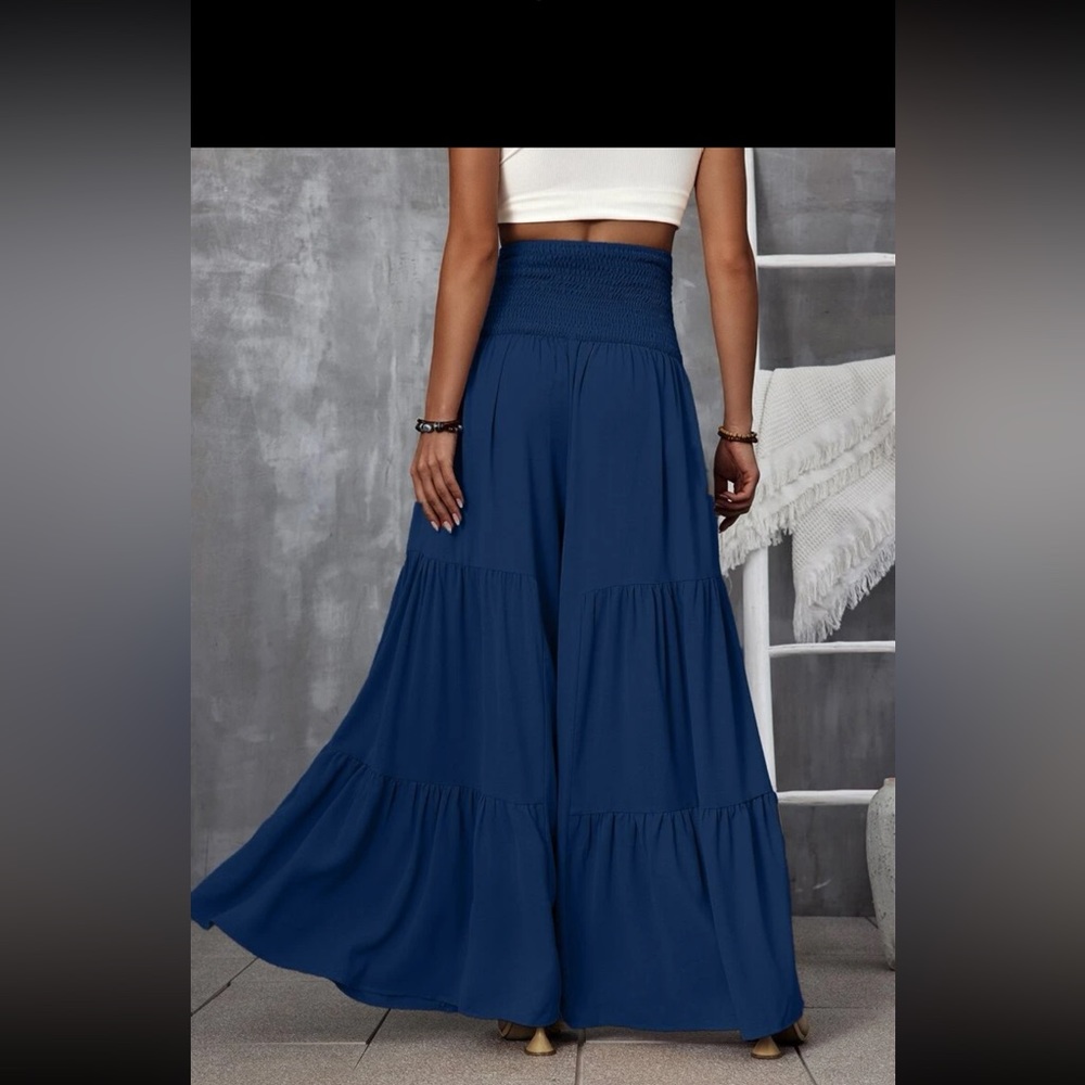 NWOT gorgeous flowing high waisted pants! SOLD, sorry. - Picture 3 of 3